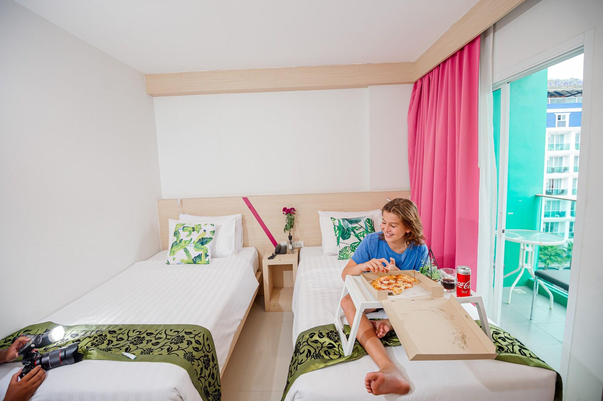 Sun Sea Sand Patong Extérieur photo